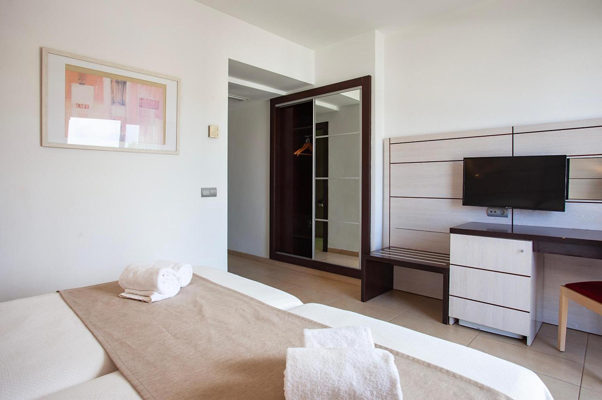 Hotel Puchet Ibiza San Antonio  Ngoại thất bức ảnh