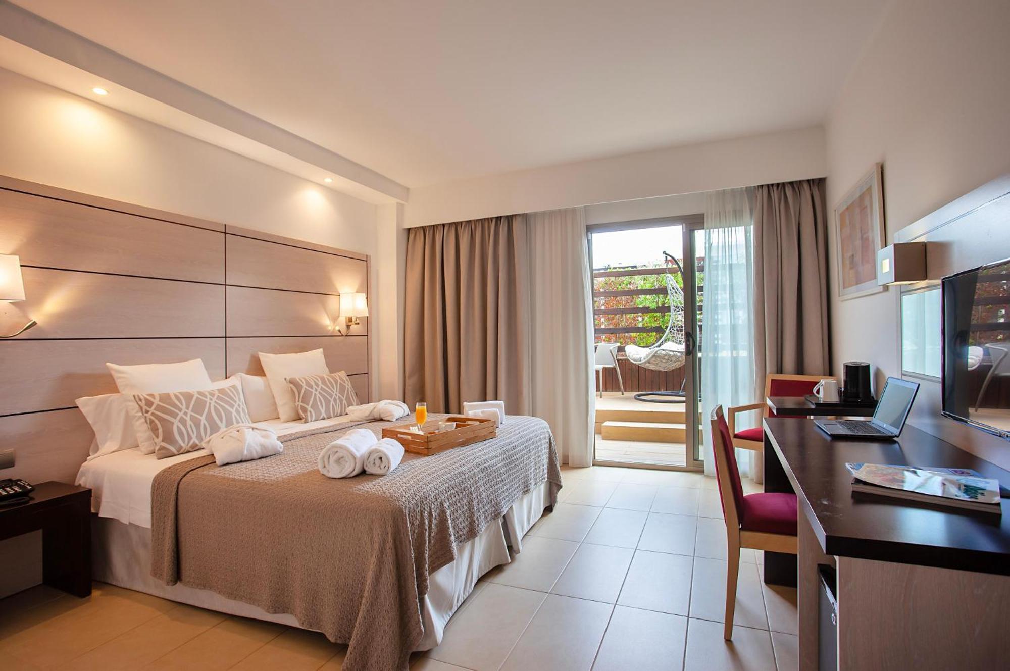 Hotel Puchet Ibiza San Antonio  Ngoại thất bức ảnh