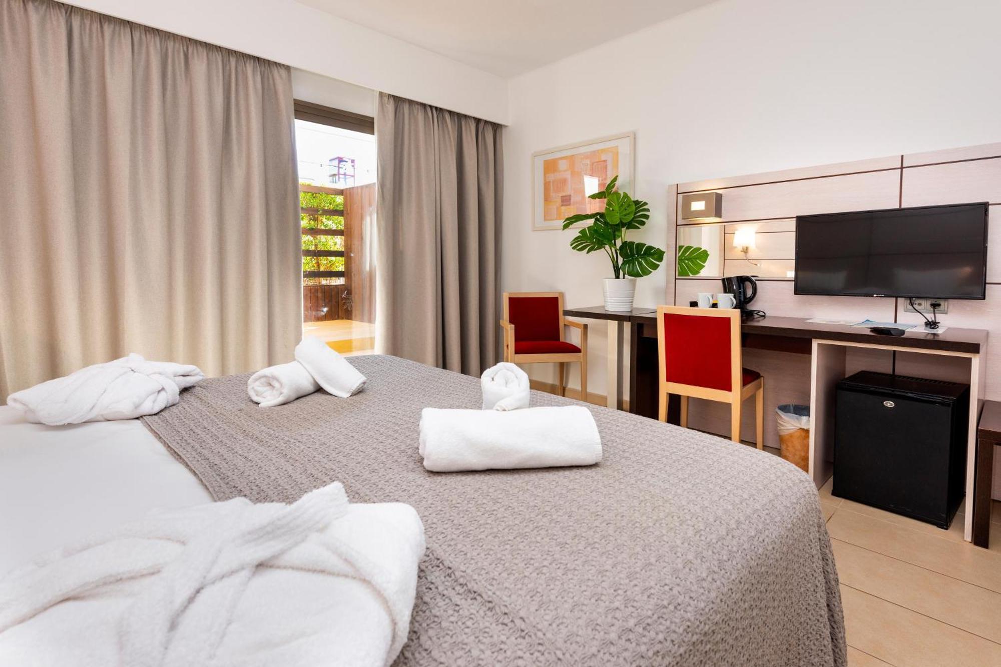 Hotel Puchet Ibiza San Antonio  Ngoại thất bức ảnh