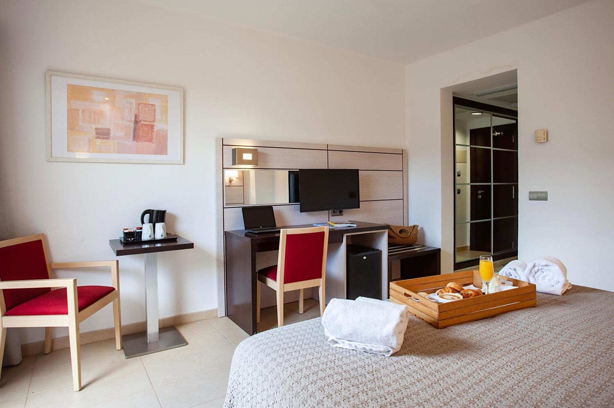 Hotel Puchet Ibiza San Antonio  Ngoại thất bức ảnh