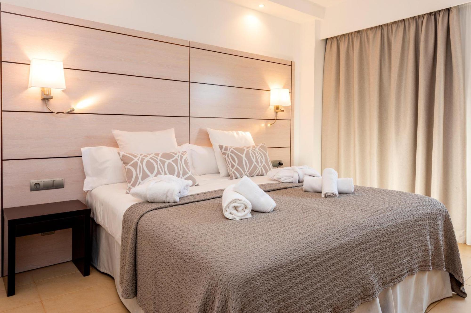 Hotel Puchet Ibiza San Antonio  Ngoại thất bức ảnh