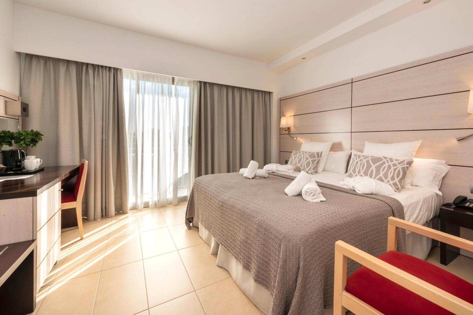 Hotel Puchet Ibiza San Antonio  Ngoại thất bức ảnh